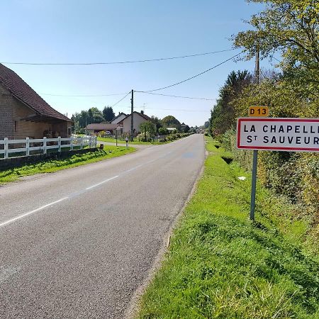 Gite Le Petit Pied-à-Terre La Chapelle-Saint-Sauveur  Esterno foto